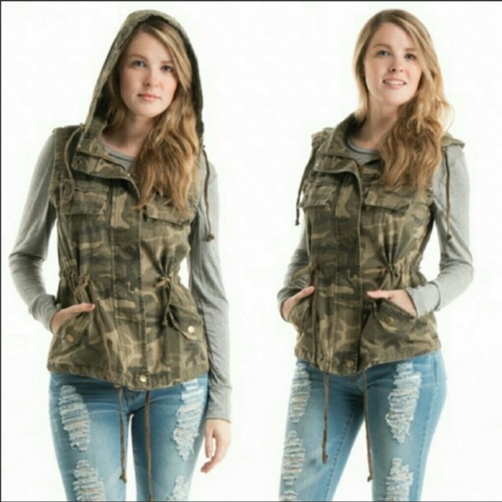 Fashionomics Hooded Camouflage Utility Vest